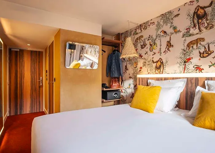 Kopster Porte De Versailles * פריז