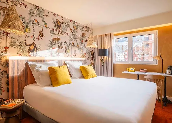 Kopster Porte De Versailles * פריז